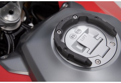Tank Ring PRO Ducati-Triumph-Yamaha 5 Screws TRT.00.787.11000/B SW-Motech