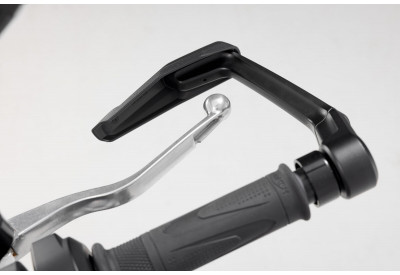 Lever Guards Triumph Trident 660 With Wind Protection LVG.11.842.11000/B SW-Motech