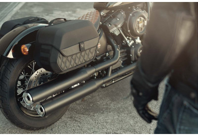 Legend Gear Side Bag  Set LH2 / LH1 Harley Davidson Softail Standard-Street Bob BC.HTA.18.682.20000 SW-Motech