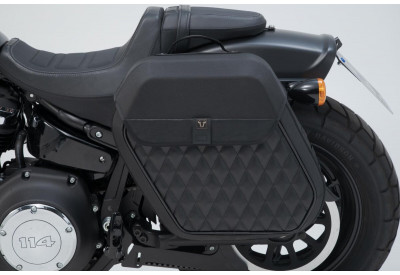 Legend Gear Side Bag  Set LH2 Harley Davidson Softail Fat Bob-S BC.HTA.18.682.20300 SW-Motech