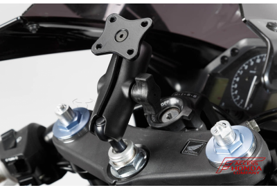 GPS Mount With Ball Clamp  For 12.5-25mm Diameter Head Tubes CPA.00.424.17000/B SW-Motech