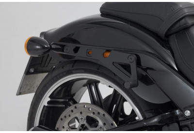 Legend Gear Side Bag  Set LH1-LH1 Harley Davidson Fat Boy / Breakout BC.HTA.18.682.21200 SW-Motech